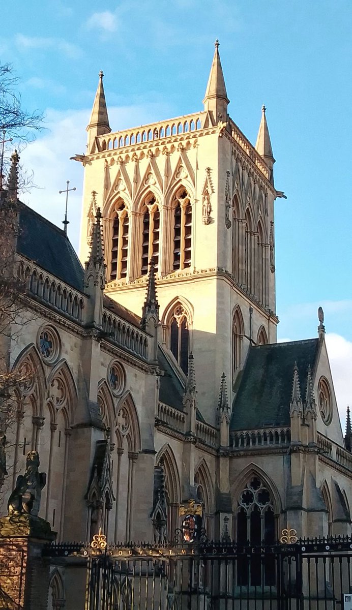 stevep1407's tweet photo. St John's, Cambridge.
#Tuesdaytower #TowerTuesday #Architecture https://t.co/jZq41gQ6GI