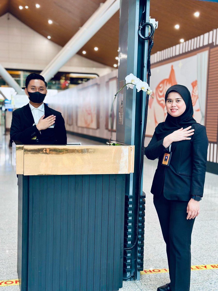 MY_Airports's tweet photo. Skip the lines and breeze through KLIA with Airport FastTrack!

Enjoy a seamless travel experience with:
✅ Personal Meet & Greet
✅ Queue-free convenience
✅ Immigration & Customs assistance
✅ Buggy service
✅ Premium transportation
✅ Available for both arrivals & departures

Find out more: https://t.co/ca8tkg8B4r

#MYairportsfacilities #AirportFastTrack #aerofasttrack #samasamahotels