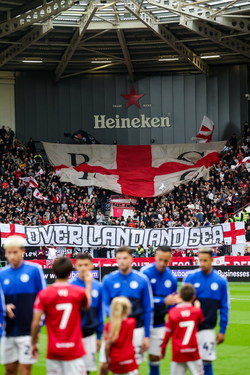 Happy St George's Day! 🏴󠁧󠁢󠁥󠁮󠁧󠁿
