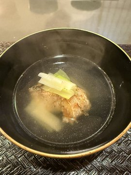 pelissaa's tweet image. 花小路さわ田

やっぱさわ田はどれも美味しいわ〜。
今月で閉店なのが残念
北のさ〜ふさんにご馳走になりました。
あざます！！

@_277316251473

s.tabelog.com/hokkaido/A0101…