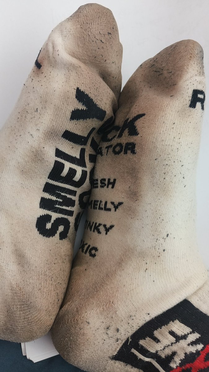 sock addict tweet media
