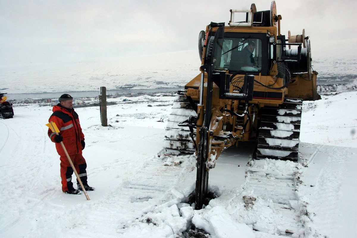 Glæsileg mynd af Jóa Má að jarðtengja Doc og Bond í þætti dagsins