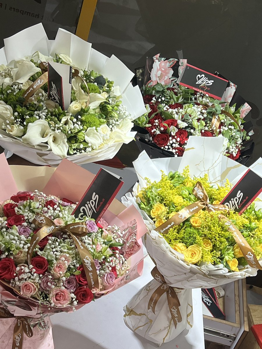 TulipsCreatives's tweet photo. @kirya_ug We Arrange Corporate gift hamperd and Flowers for all occasions…0701863034 https://t.co/7cmILQ8j5d