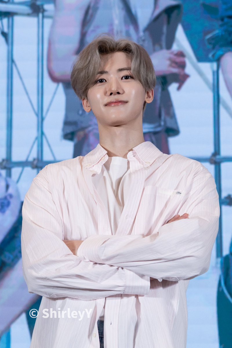 hourIy jaemin tweet media