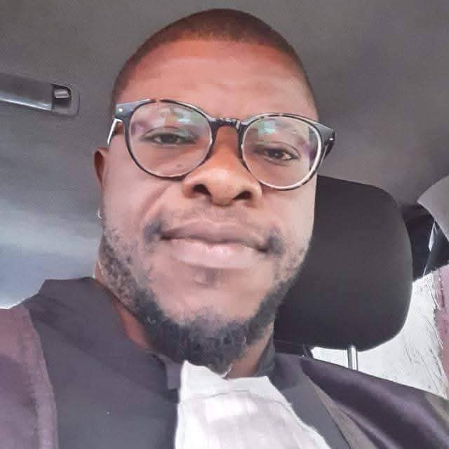 Yves Buya tweet media