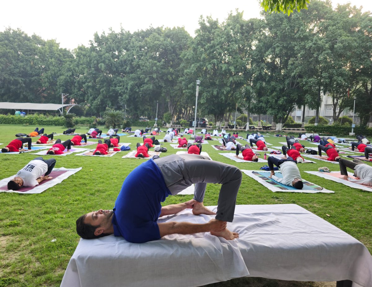DirectorCcryn's tweet photo. IDY-2025 ,countdown 60th day program  

CRIYN Rohini, New Delhi organised 60th Day countdown on 22nd April 2025 at  Delhi Technological University (DTU), Bawana Road, Rohini, New Delhi.

The Program started with welcome address by Dr. Amit Srivastava (Dean, Outreach Department and Chairmen CPO- DTU).

The programme scheduled as:
Common Yoga Protocol: By Yoga Therapist team of CRIYN Rohini; Ms. Neha, Ms. Vineeta and Demonstrated by Mr. Gaurav.
Brief Introduction of IDY 2025 by Dr. Preethi Bendore and Subhash Dhayal.

The technical session on Management of stress through Yoga was delivered by Dr. Bhavit Bansal. And Refreshment was served for the participants.

The “YOGOTSAV” was successfully organised at the Lawn at the administrative block of Delhi Technological University. The session was  coordinated by the Yoga instructor of DTU Mr. Dinesh. Around 200 Participants participated in Morning Yoga Protocol Session followed by a technical session. The participants were from the faculty, administrative staff of DTU, people from the community and students. Doctors and Yoga therapists of CRIYN , Rohini were felicitated by DTU dignitaries. At the end of the  program the technical session was conducted where participants cleared their doubts by speaking to CRIYN  doctors. It was a successful event DTU is expecting CRIYN, Rohini ( CCRYN) to conduct many such programs in future.

#yogotsav2025 #IDY2025 #yogaforoneearthonehealth #yoga #Naturopathy

@narendramodi @moayush @mdniy @vaidyakotecha @PMOIndia @AmitShah @PIB_India @mpprataprao @ICMRDELHI @MoHFW_INDIA @vaidyakotecha @DELHITECHNOLOG1