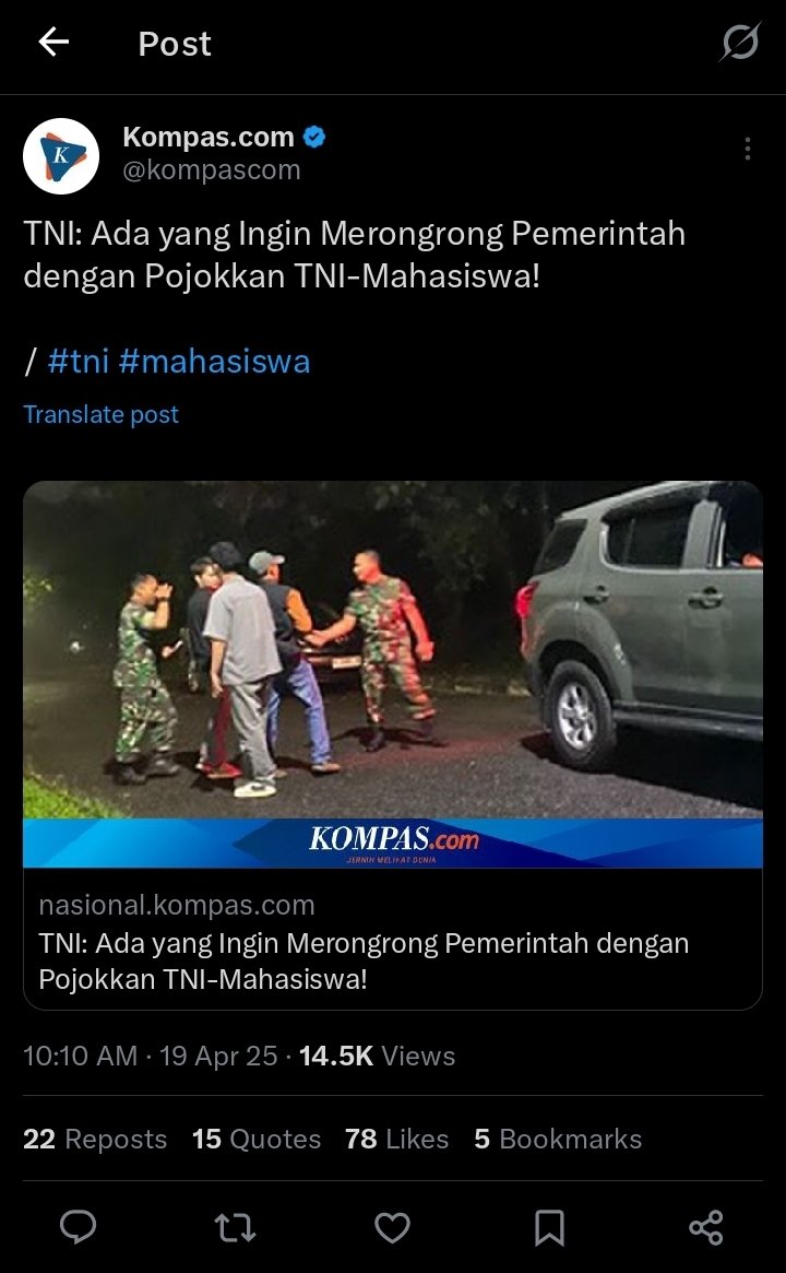 Saya jadi ingat majalah Bobo • majalah 'legend pada Orde Baru. Salah satu cergam dlm majalah ini adalah ;

BONA SI GAJAH KECIL BERBELALAI PANJANG.

Bona sebagai tokoh utamanya, memiliki sahabat seekor kucing bernama Rong Rong.

Namun, pada 2015 Bona yg semula berwarna pink,