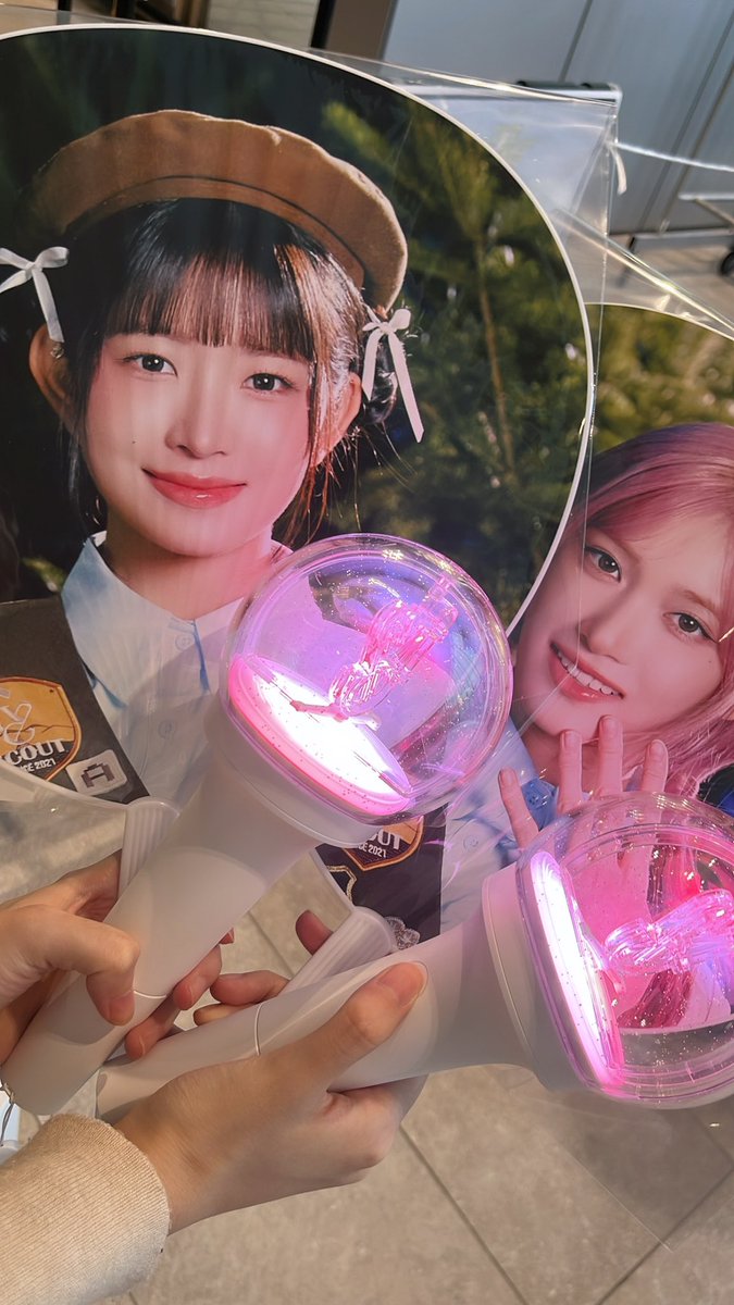 初IVE参戦🎵

まじ席も良いとこやし最高🥺🥺

#IVE好きな人と繋がりたい