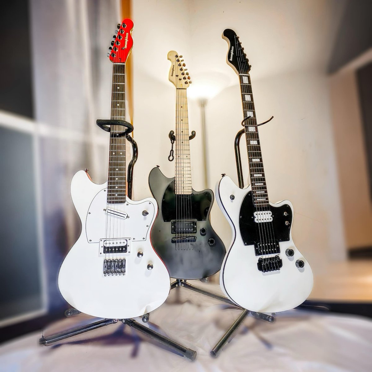 Kononykheen (@kononykheen) on Twitter photo Kononykheen Breed 35, Breed 45 and Breed 50 from <a href="/jasoncaine/">Jason Caine</a>
Hear them in actions at @thelionwithinmusic band live shows 🤘
#guitarcollection #guitarporn #rigshare Kononykheen Breed 35, Breed 45 and Breed 50 from <a href="/jasoncaine/">Jason Caine</a>
Hear them in actions at @thelionwithinmusic band live shows 🤘
#guitarcollection #guitarporn #rigshare