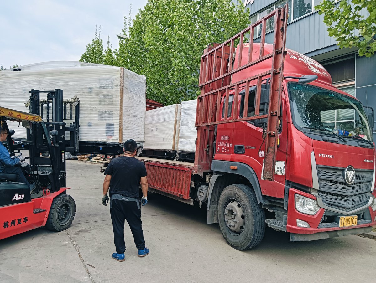 uleengen's tweet photo. Silent Cummins diesel generator delivery
It is getting warmer and warmer
#genset #gensetdiesel #powergenerator #cumminsgenerator #generatorsupplier #generatorfactory #chinagenerator #gensetsilent #silentgenerator #uleengen #uleengenerator #weifang https://t.co/xlfPuyCg7m