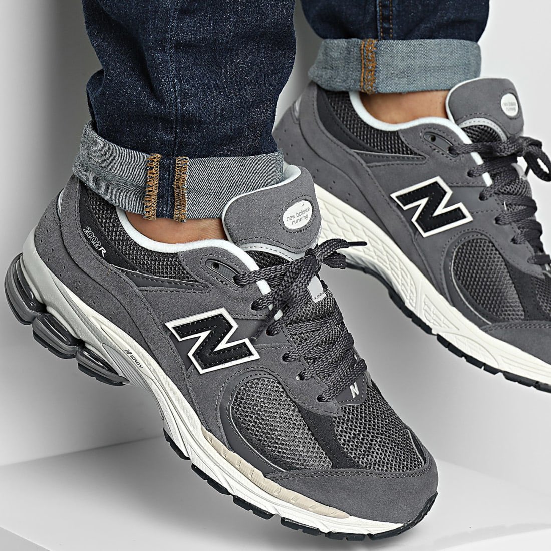 SneakerDealsGB's tweet photo. 🚨 STEAL 🚨

The New Balance 2002R ‘Phantom’ is NOW ONLY £68.25!

Ad: Code “NBSALE25” here => https://t.co/EOL3icKuG8

UK4.5-11
(RRP£130) https://t.co/QlL8yJVxB7