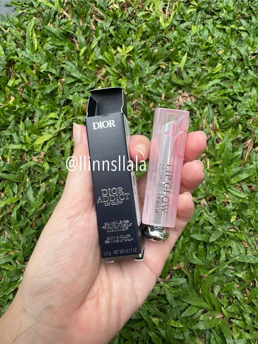 llinnsllala's tweet photo. ส่งต่อลิป Dior lip glow สี031 Strawberry ใช้ไปไม่กี่ครั้ง ของแท้ป้ายคิง 💖ราคา 600 บาทส่งฟรี สนใจ / เพิ่มเติม dm ได้เลยนะคะ #ส่งต่อเครื่องสําอาง #ส่งต่อสกินแคร์ #ส่งต่อเครื่องสําอางค์มือ2 #ส่งต่อdior #ส่งต่อลิปdior #ส่งต่อคสอ #ส่งต่อลิป #ลิปสติก #Dior #diorlipglow https://t.co/bBefCH65ky