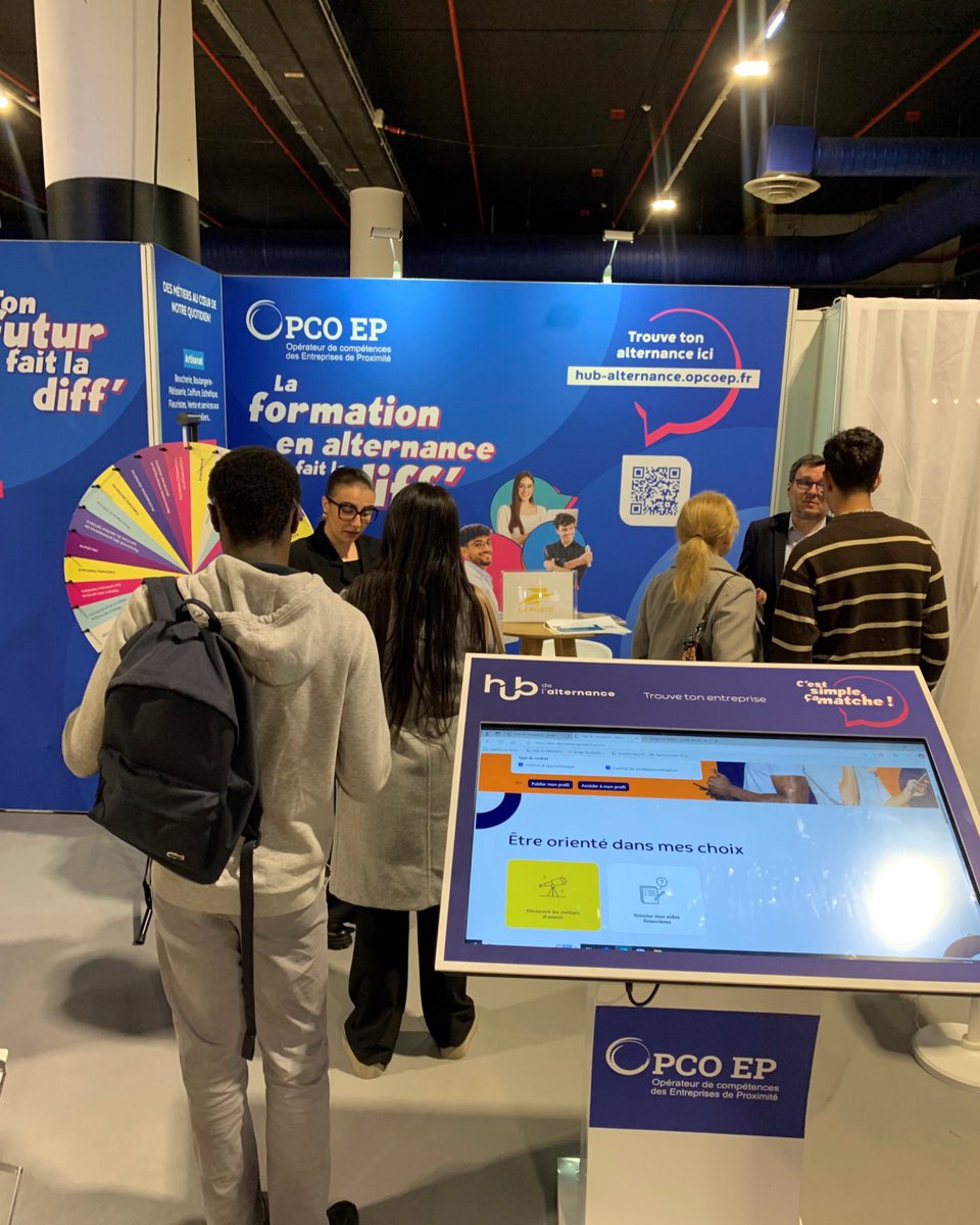 ✨ Retour sur le salon Jeunes d'Avenir 2025
Le 10 avril dernier, Le groupe La Poste a participé au Salon Jeunes d’Avenir, accueilli sur le stand de son partenaire ‌OPCO EP.
Une belle occasion de faire découvrir nos métiers emblématiques, et nos offres en CDD, CDI &amp; alternance.