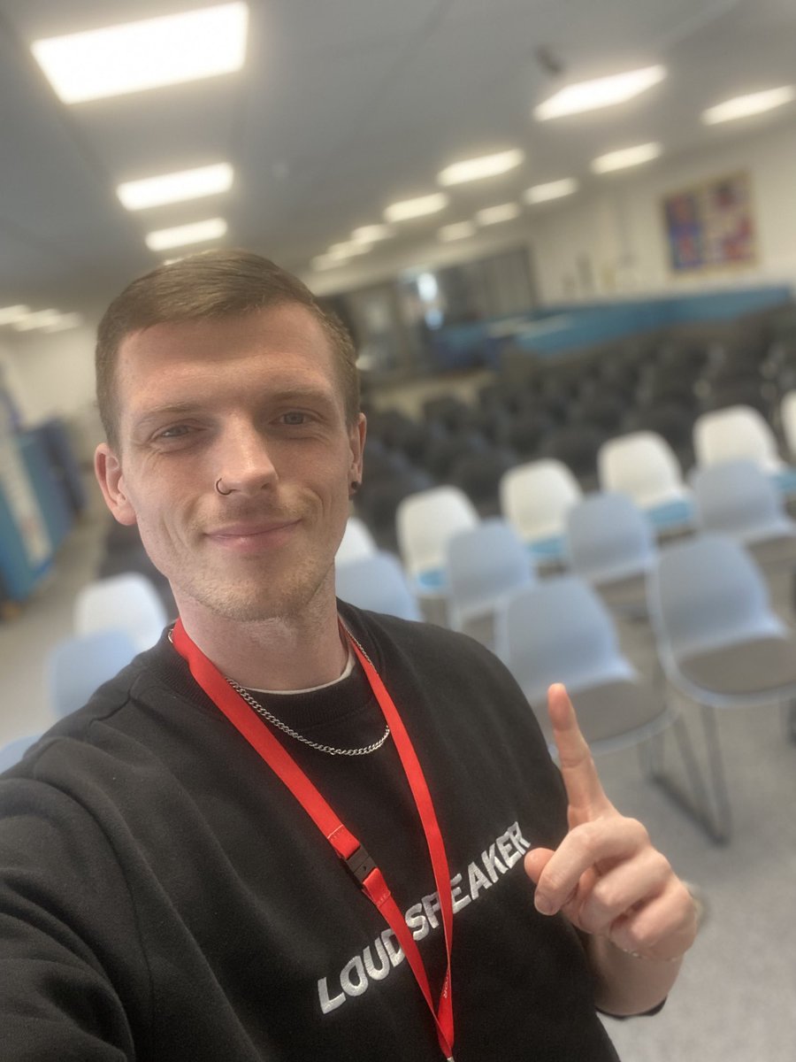 Back to work presenting to 200+ students on Public Speaking skills! 🎤