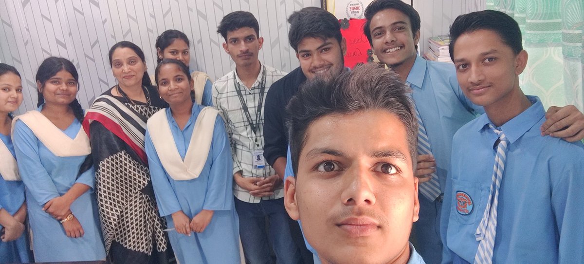 AnkitRai73's tweet image. Parikshit and Sudhir, leaders of the Codevirus security team, organized a Cyberawareness class at Dabble College Lucknow today. 

#codevirussecurity #digitalyodha #cybersecurity #workshop #cyberawareness #cybercrime #AI