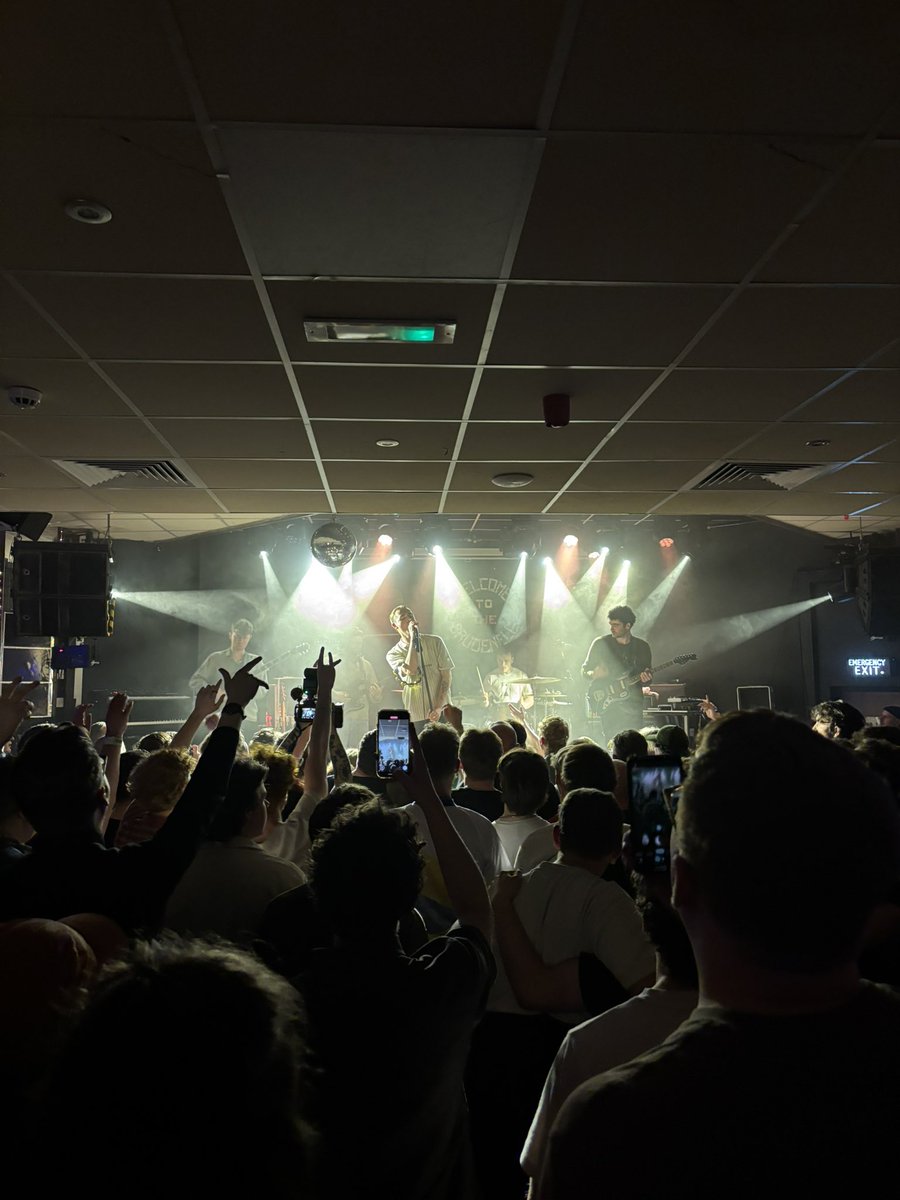 Judith Barnes tweet media