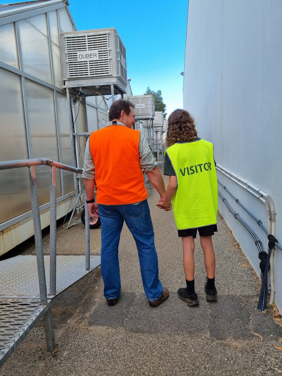 Visiting the <a href="/InterGrain1/">InterGrain</a> greenhouses, 11 years apart!