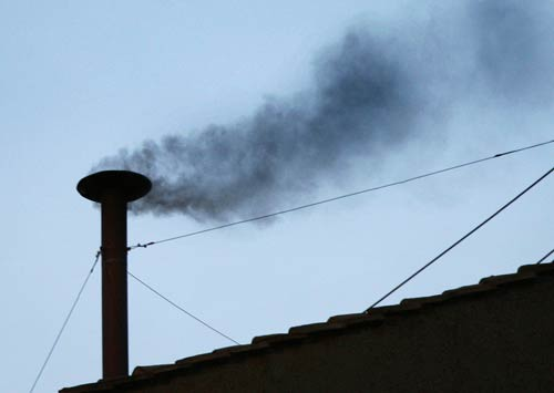 CultureExploreX's tweet photo. If no one gets two-thirds of the vote, they burn the ballots with chemicals.

The smoke turns black.

It means: “No pope yet.”

But if the smoke turns white. That’s it.

The world has a new pope. https://t.co/hsPtJnyeVl