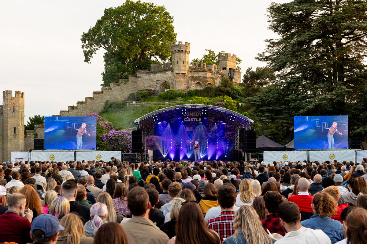 closeupcomedyuk's tweet image. ONE MONTH TO GO ⭐️
Comedy at the Castle, is back at Warwick Castle for the 3rd year running.
The only tickets left for the festival are for the Friday night. Feat. @adamrowecomedy, @seannwalsh, @JoshPughComic, Laura Smyth and @FreddyQuinne.
£22.50 TIX: skiddle.com/e/40427075