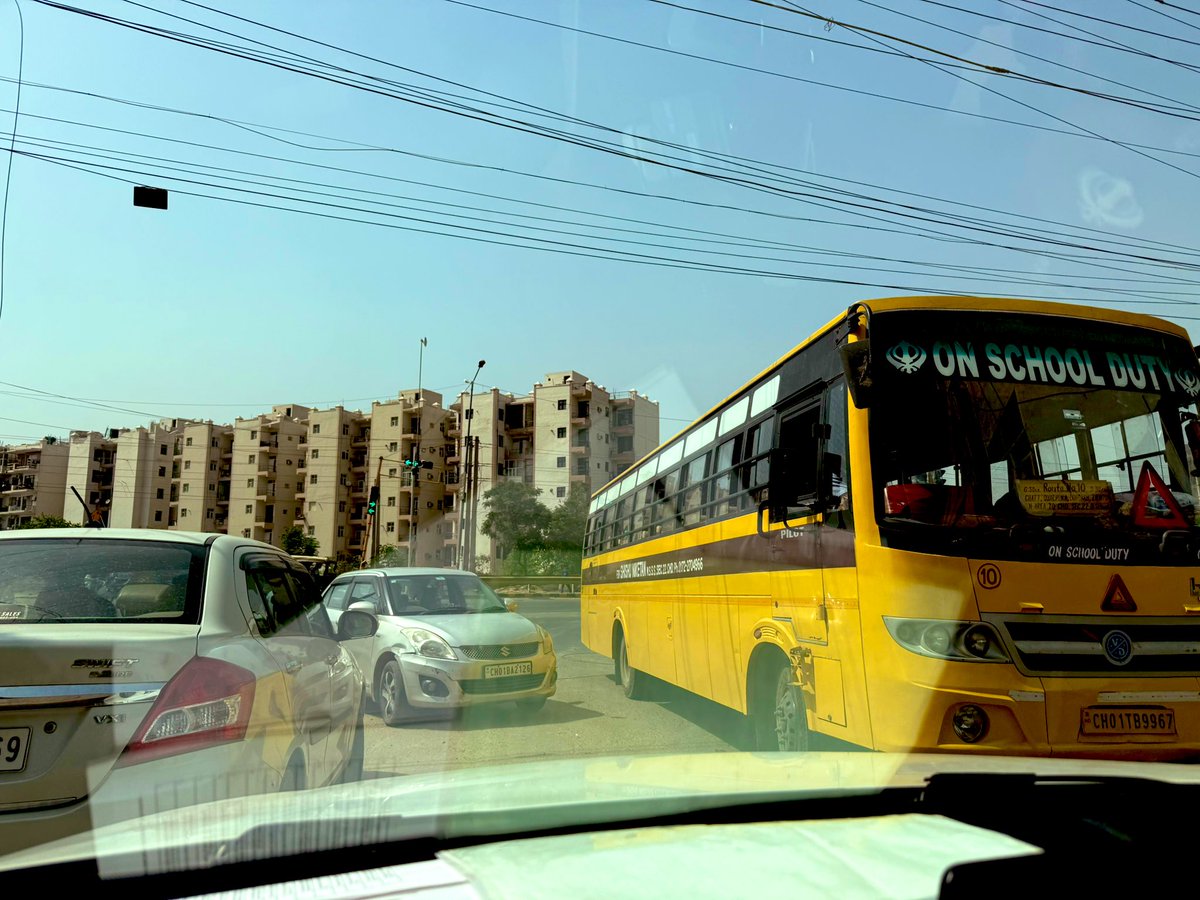NavjotZkp's tweet photo. Dis is how d school van of Shishu niketan school sector 22 breaks d traffic rules in Zirakpur
Isn’t it unsafe for students,what children were taught about road safety &amp; rules
Most of d school busses breaks d traffic rules everyday. Can be seen in road side cameras @sasnagarpolice https://t.co/FB2L4kPTEP