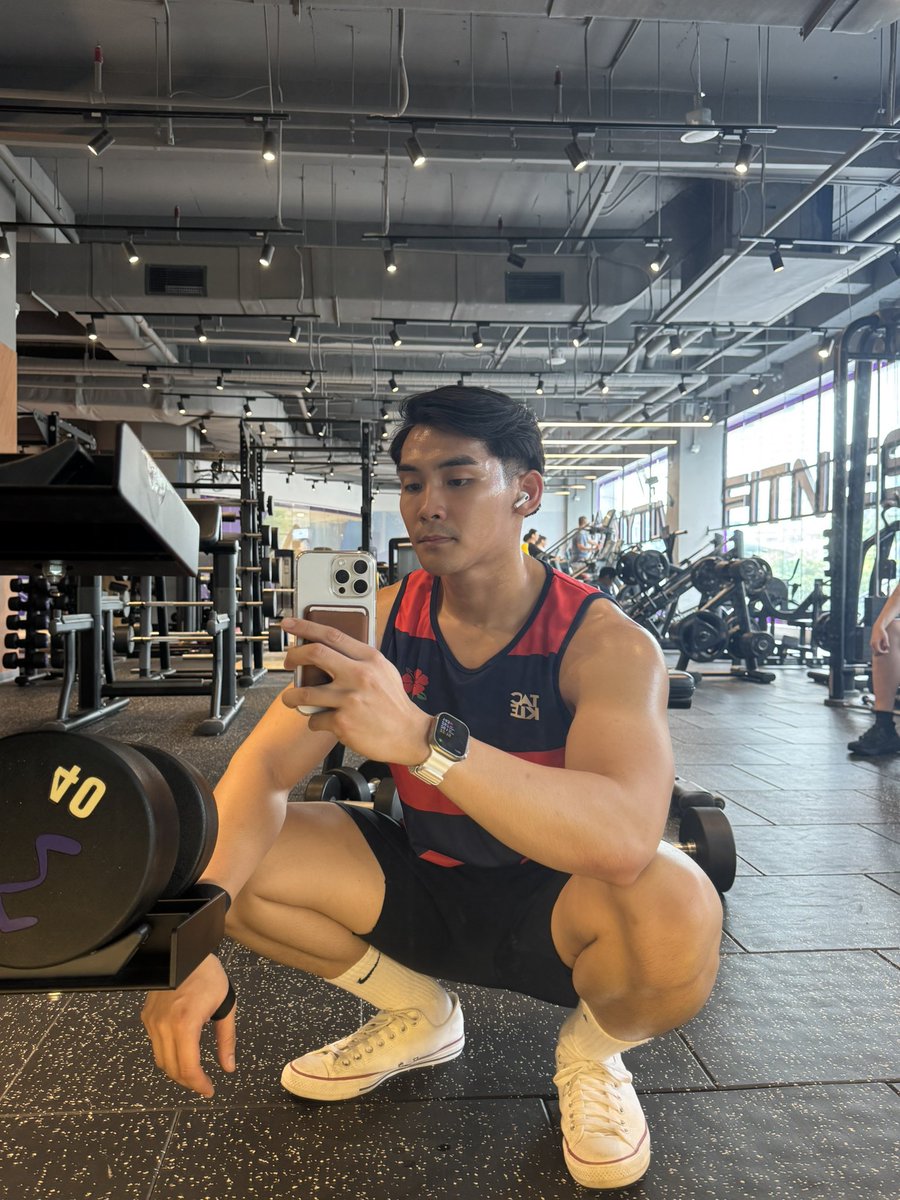 something about afternoon workout that just hits right