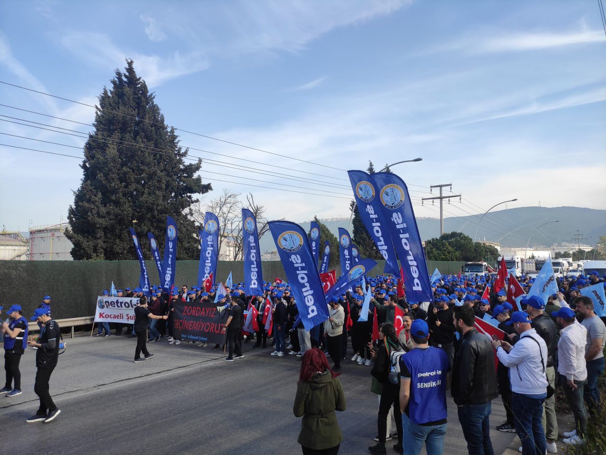 TÜRK-İŞ’e bağlı Petrol-İş Sendikası'nda örgütlü TÜPRAŞ işçileri, Koç Holding’in düşük ücret dayatmalarına karşı mücadelelerini sürdürüyor. İşçilerin bugünkü eylemine Kocaeli İl Örgütümüz katıldı.

Saray Rejimi'nin talan düzeninde servetine servet katanların karşısında, alın