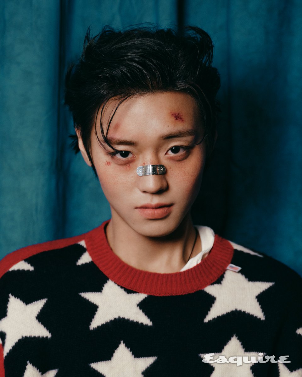 esquirekr's tweet photo. <약한영웅 Class 2>로 돌아온 배우 박지훈을 만났습니다. 묵묵하고 담담하게 나아가는 그의 모습에서 어떤 것도 두려워하지 않는 소년이 떠올랐습니다. 진솔한 인터뷰와 더 많은 화보를 웹사이트에서 확인해 보세요. 
🔗https://t.co/p80KhWtvOj
-
#박지훈 #약한영웅 #ParkJihoon #WeakHeroClass2 #에스콰이어 #ESQUIREKOREA