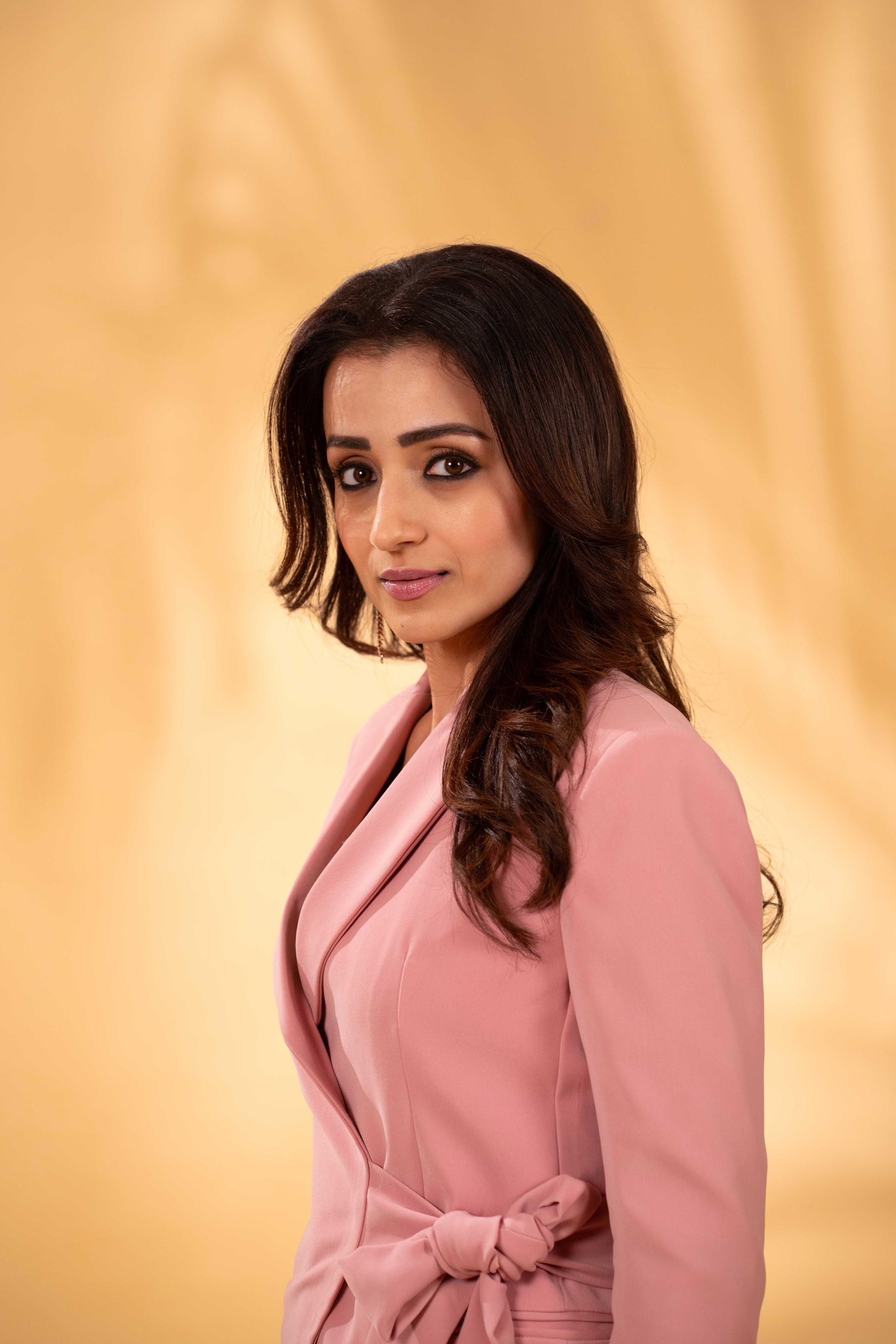 GpIXvX-a4AINV0d?format=jpg&name=large