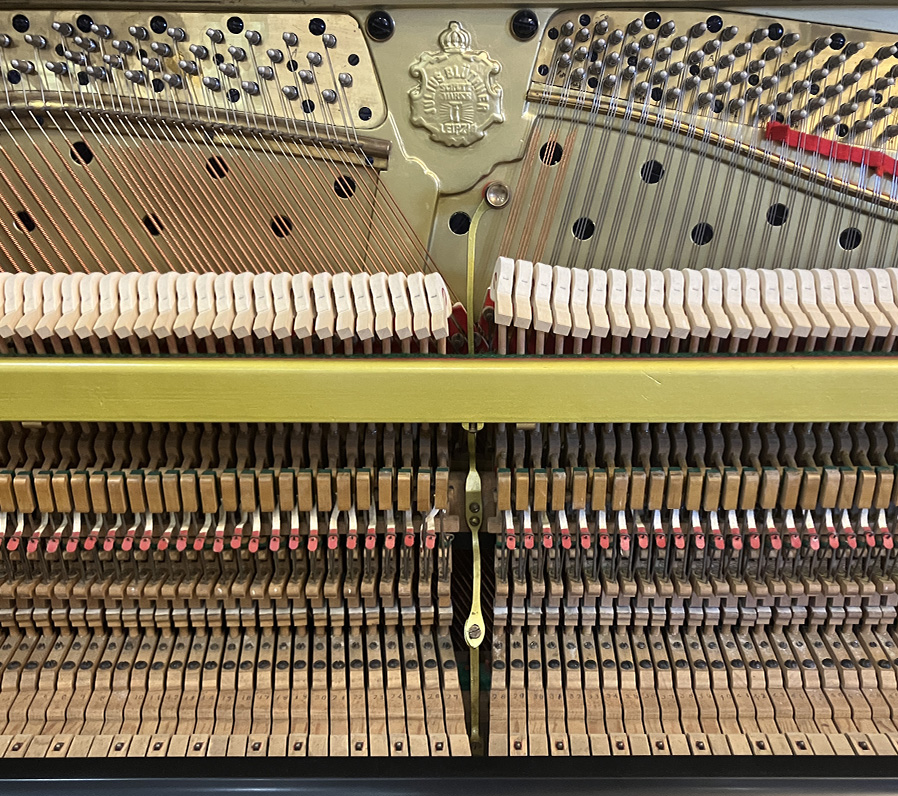 importedpiano's tweet image. 今日のピックアップピアノは

名器ブリュートナーの
久しぶりの入荷。

【新入荷商品】
「ブリュートナー130」です。

詳しくは
imported-piano.jp/bluthner/bluth…

#ブリュートナー #bluthner #ヨーロッパピアノ #輸入ピアノ #輸入ピアノジャパン #piano #importedpiano #ピアノ