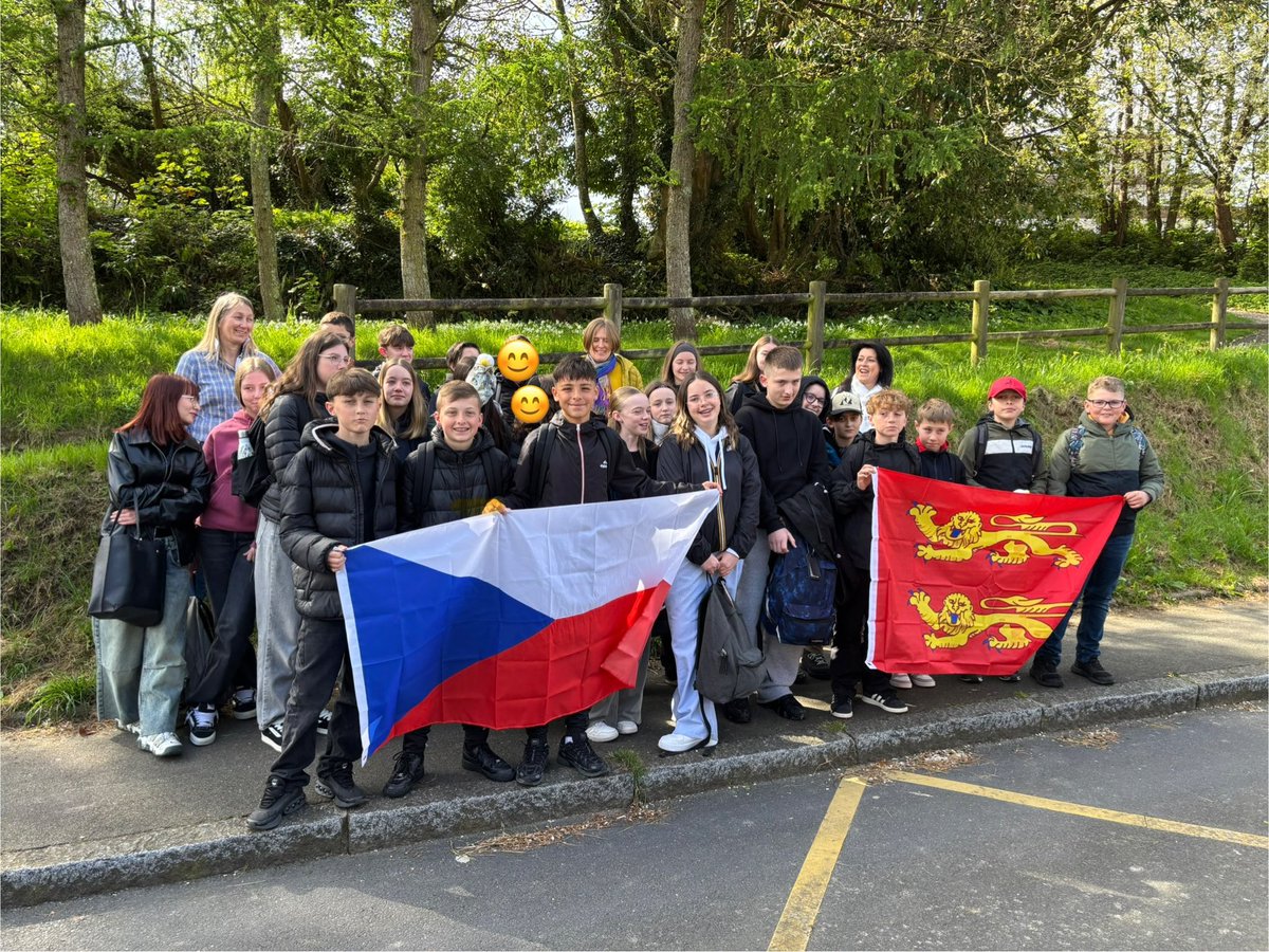 Les élèves de 5.3 partent en mobilité Erasmus+ en Tchéquie. Nous rencontrerons nos partenaires de Straz-nad-Nisou (Liberec) pour réfléchir ensemble à la problématique du changement climatique. #engagement #developpementdurable.
<a href="/EUErasmusPlus/">Erasmus+</a> <a href="/dsden50/">DSDEN 50</a> <a href="/VilleCherbourg/">Ville de Cherbourg-en-Cotentin</a>