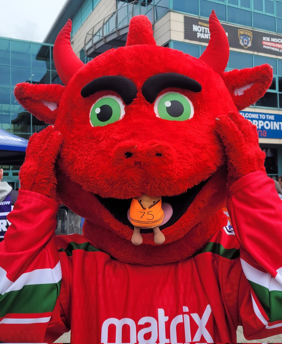 bee 🤍 tweet media