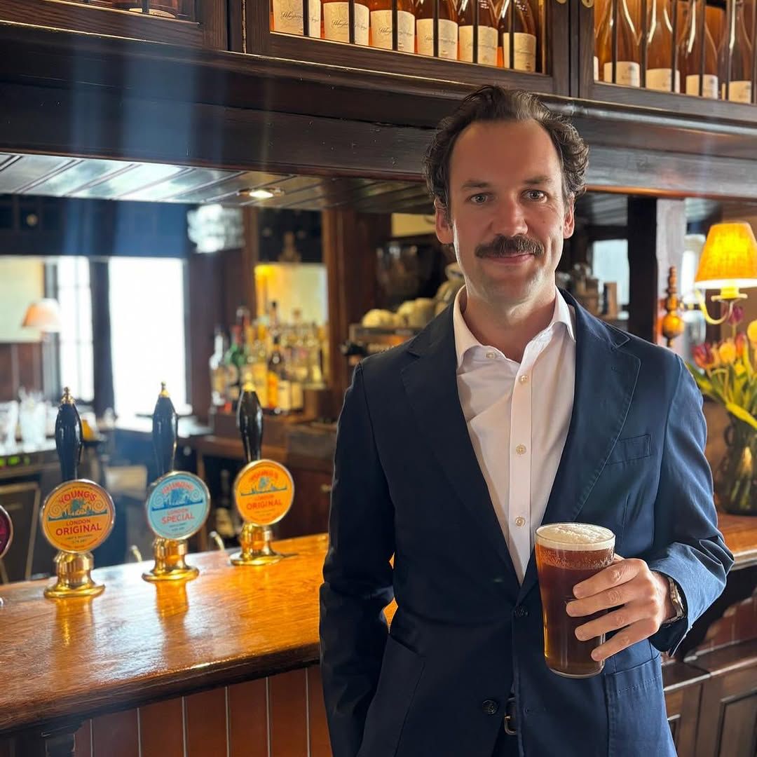 We’re thrilled to announce the interim appointments of Oli Aubrey-Thomas and John St John as our new Directors of Operations.

Both Oli and John bring a wealth of experience and passion for hospitality, having been part of the Young’s family for many years. Their deep