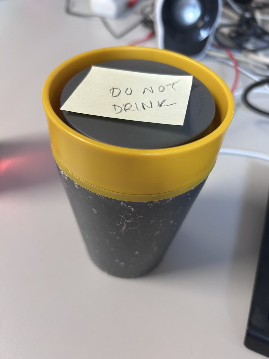 Oops. Forgot to take my coffee cup home before the hols. ☠️