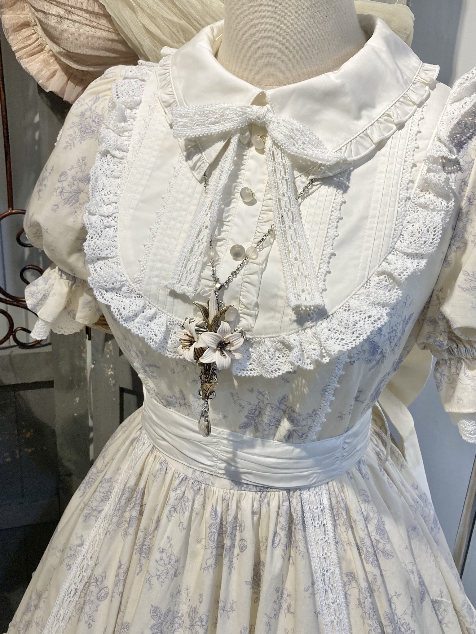 エグランティーヌ パフスリーブドレス 星箱works 👑Staff Pick