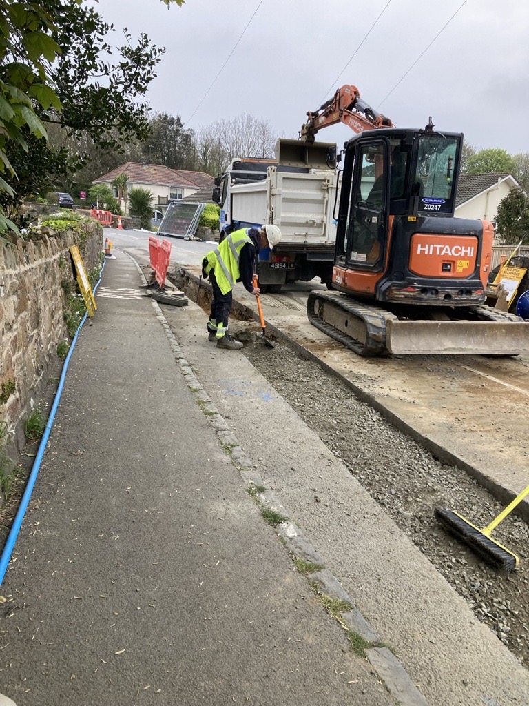 Ring main – Phase2
250m+ of the 400m of pipework is now installed on Rectory Hill! 
An example of the importance of forward planning essential infrastructure, failing to do this now could mean pressure drops &amp; even the loss of supply to 000's in future.
water.gg/ringmain