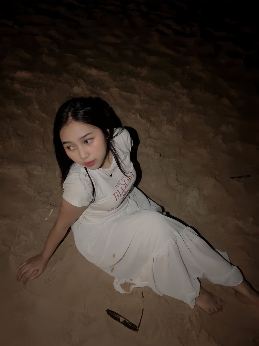 muapayaa's tweet image. Kangen pantai plissssss😿😿