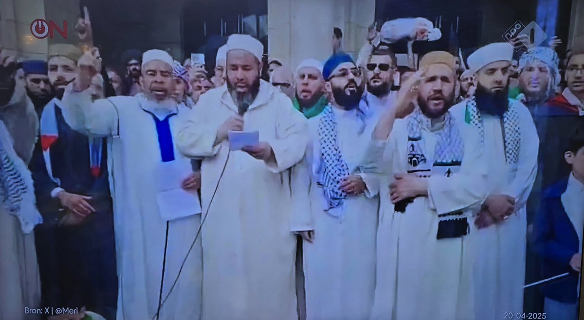 widtvoet's tweet image. -duizenden extremisten bij imamloop R'dam
-Poetin kondigt eenzijdig bestand af
-tientallen extremisten bij Amstel Gold Race
-VS en Iran praten over atoomprogramma
-keizersnede verboden door Erdogan
-Lisa L. klaar met tandenkritiek
-serie-aanrander 010 opgepakt in Spanje

#20april