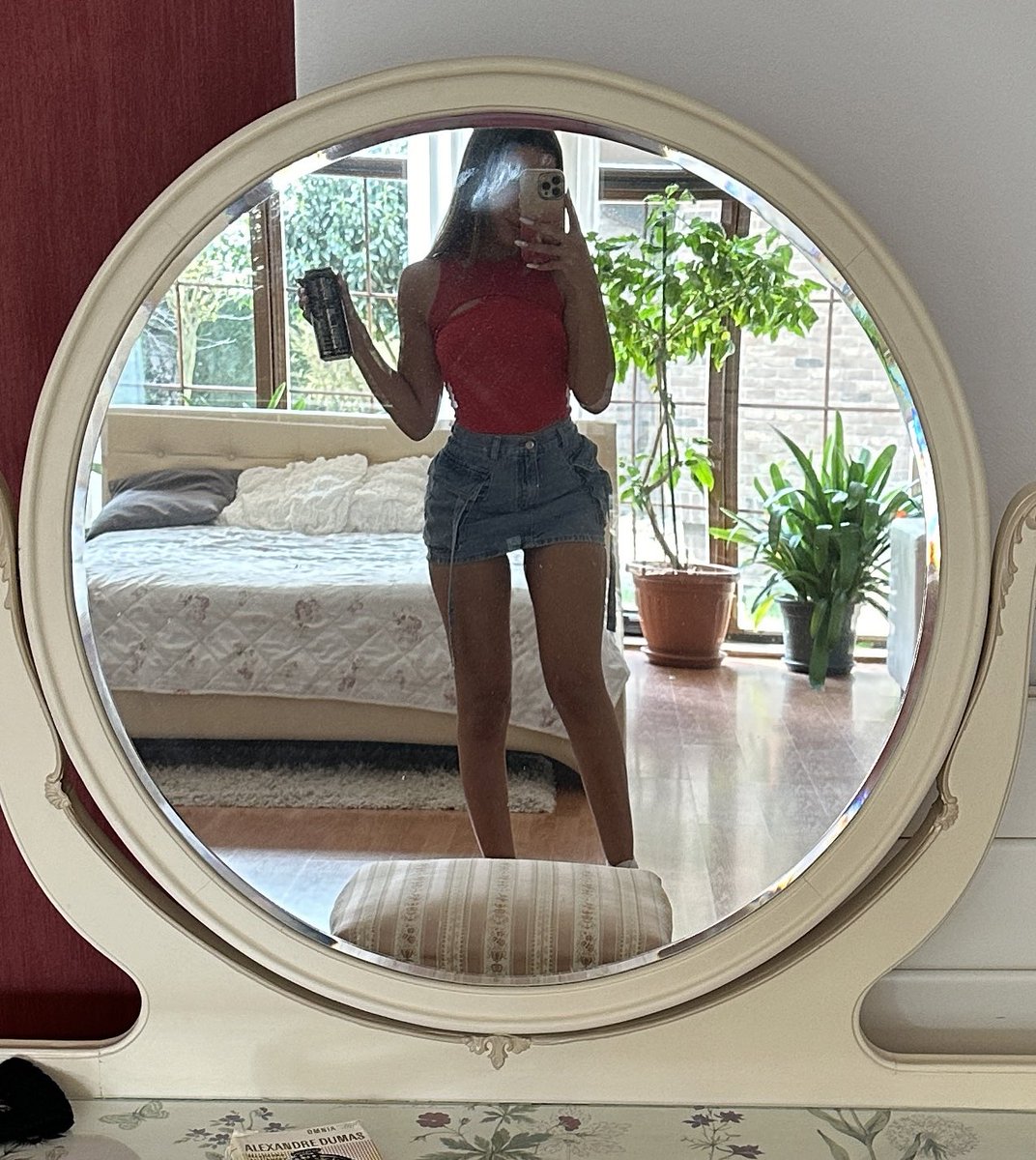 📸