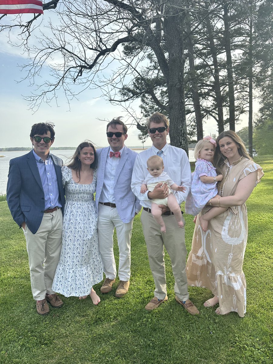 jmurrayva's tweet photo. Woke up in DC still riding the holy high of Easter weekend. Faith ✝️, family❤️, and enough sugar 🍫 to put me into a coma - the perfect reset I didn’t know I needed! #ThrowbackTuesday #Easter2025 #UncleB #BackInTheDistrict #HolyRecovery https://t.co/NOp36YhRBK