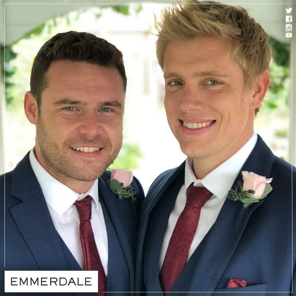 olsxzs's tweet photo. i feel like i’m cursed, you’d think id be used to it by now but this one hurts the most. #jenry :/ #ballum #robron #janiel https://t.co/LVx0LCDhs1