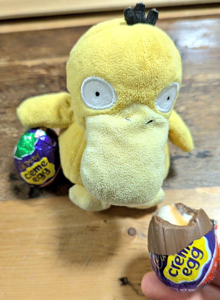 夢見るコダック🐤あぐわこ (@g7_psyduck) on Twitter photo おともだちのこだちゃんから
ぎふとをもらったぐわ〜!
イースターとよこはまのおかし、うれしすぎぐわ〜🐣
おてがみのイラストもそっくりでうれしいぐわねえ♪
おすすめのちょこ、クリームたっぷりでやみつきぐわ〜🤭
<a href="/MrPsyduckJr/">毛糸のコダちゃん(Psy)</a>
#コダック おともだちのこだちゃんから
ぎふとをもらったぐわ〜!
イースターとよこはまのおかし、うれしすぎぐわ〜🐣
おてがみのイラストもそっくりでうれしいぐわねえ♪
おすすめのちょこ、クリームたっぷりでやみつきぐわ〜🤭
<a href="/MrPsyduckJr/">毛糸のコダちゃん(Psy)</a>
#コダック
