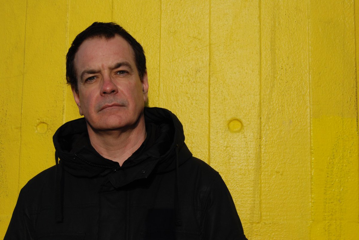 MAGNETMagazine's tweet photo. Happy 65th birthday #DavidGedge (#WeddingPresent, #Cinerama). Go out and get ‘em, boy. Read our classic @weddingpresent career overview: https://t.co/V0OFM47FRY https://t.co/qGWUfc7BZw