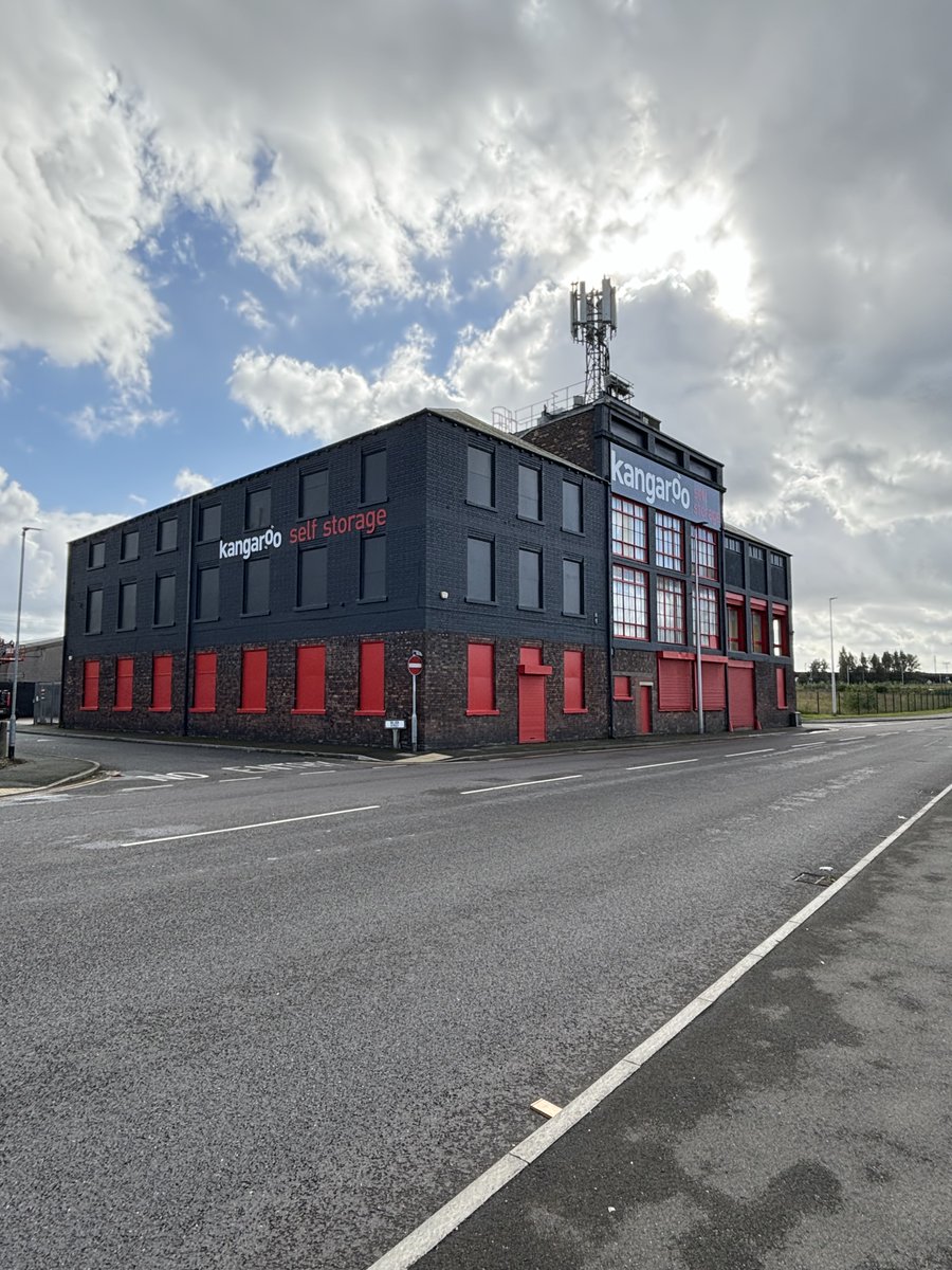 KangarooWidnes's tweet image. Come in and get a quote! our Spring offers are live and we have some fantastic deals for you!
Call in or give us a call on 0151 214 0133 and one of our storage experts will be more than happy to help...
#Kangarooselfstorage #selfstorage #storage #widnes
