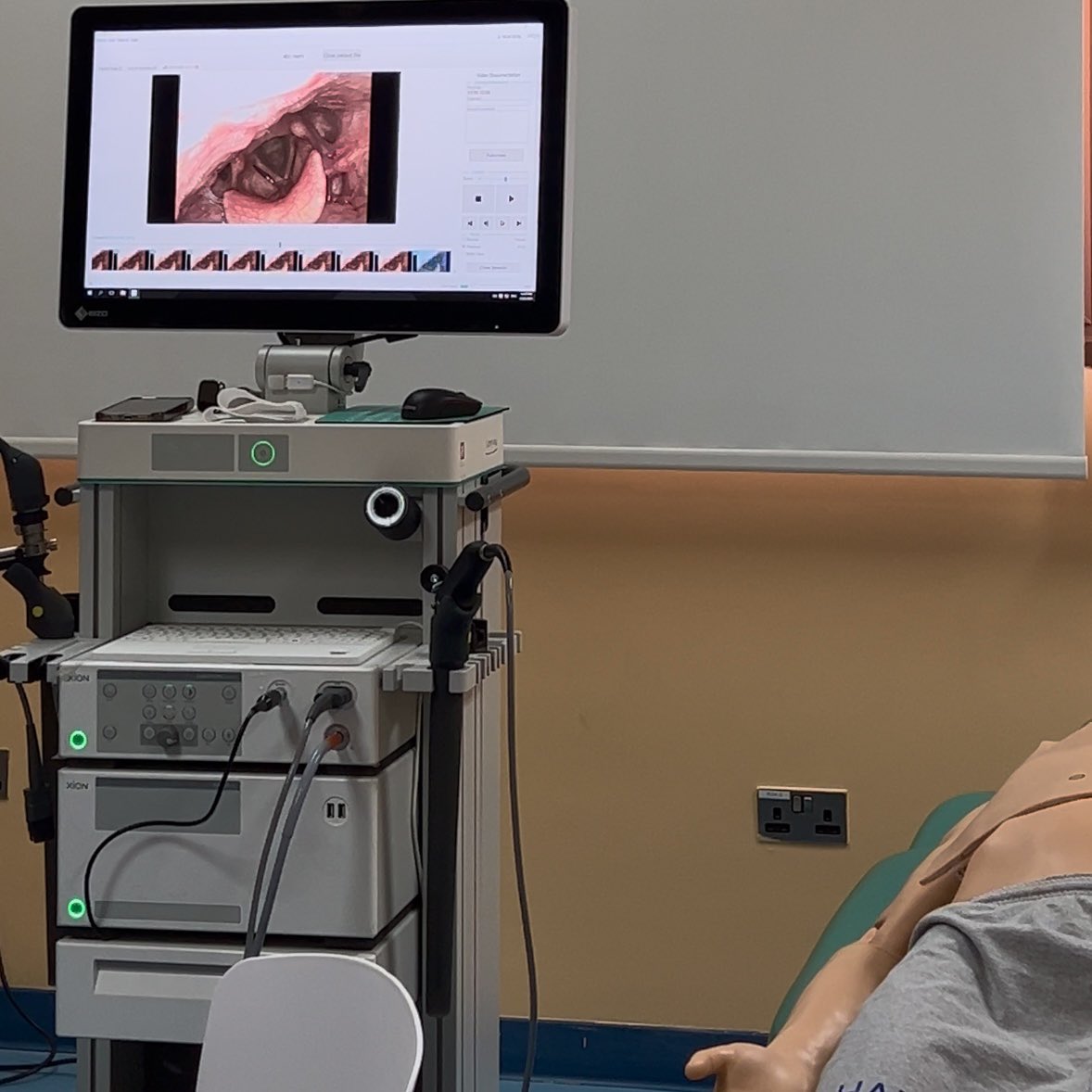 Productive day in the lab⚡️🩵