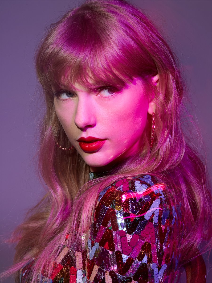 hourly taylor (@hourlyswift) on Twitter photo 