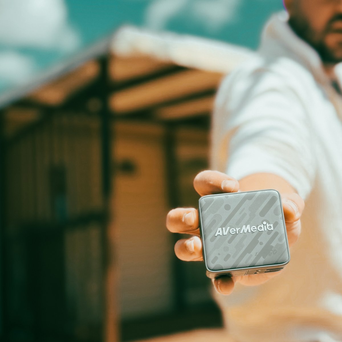🎮📱💻 ¡Carga todo tu mundo con GC313Pro Elite GO!

¿Te imaginas cargar tu Switch, smartphone y portátil al mismo tiempo con un solo dispositivo?

Con AVerMedia GC313Pro Elite GO, es una realidad:

🔌 Carga rápida de 100W con tecnología GaN
🔋 Carga simultánea de hasta 3