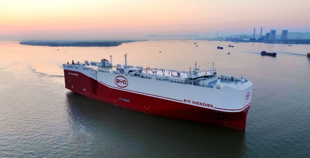 LyricDecor's tweet photo. 全球最大汽车运输船比亚���“深圳号”正式启航
The world's largest car transport vessel— "Shenzhen" made by #Shenzhen #China tech company #BYD officially sets sail, helping Chinese vehicles reach the world.
#ShenzhenPingshanJump #NEV #Pingshan #worldrecord #Chinatech https://t.co/VqtKHs6dyx
