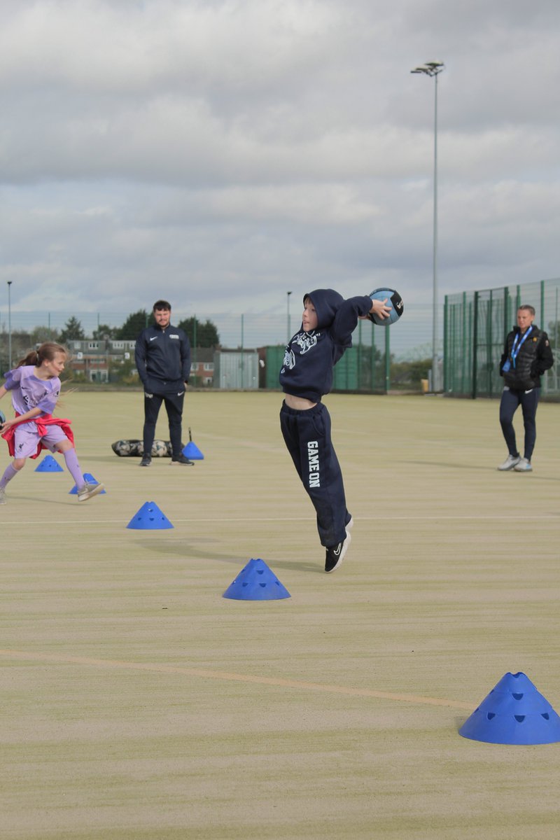 UltimateKidsLtd's tweet photo. One of our favourite Ultimate Kids Camp games: Dodgeball. #UltimateKids #Dodgeball

💥 Builds mental resilience: take a hit, bounce back stronger.

⚡ Pushes your limits: speed, focus, grit, all in one game.

🔥 Turns pressure into power: every throw is a chance to rise. https://t.co/x8hlDM5fCt