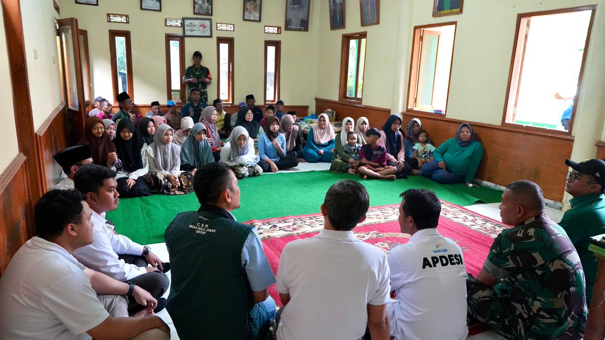 PKB Peduli

<a href="/DPP_PKB/">DPP PKB</a> <a href="/cakimiNOW/">A Muhaimin Iskandar</a> <a href="/EmHasanuddin/">M Hasanuddin Wahid</a> <a href="/dpwpkbjabar/">DPW PKB JABAR</a> <a href="/SyaifulHooda/">Syaiful Huda</a> <a href="/taufiknurrohim/">taufik nurrohim</a>
