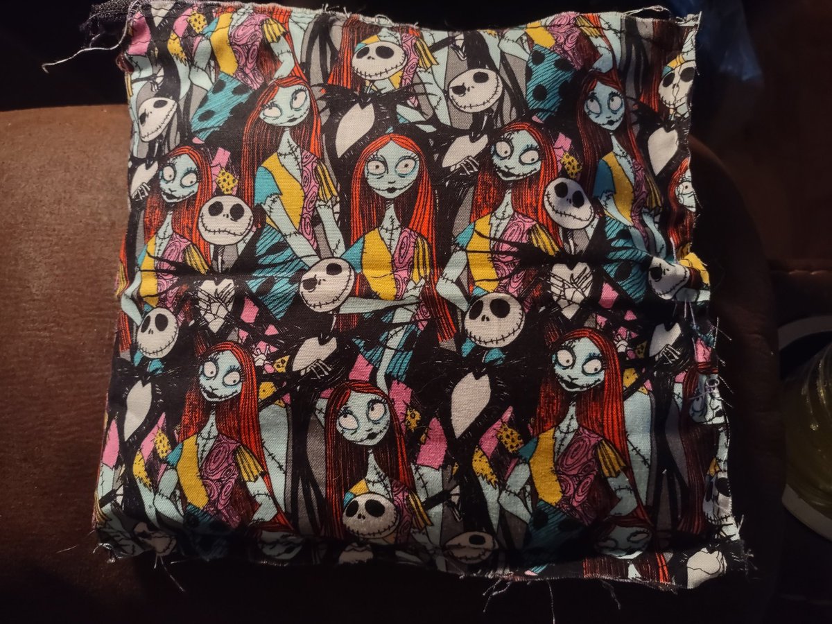 MarieArtEST2017's tweet photo. Watch me sew this pen bag on my YouTube.
https://t.co/uVayaOY0J3 https://t.co/PeiTfj6A2d